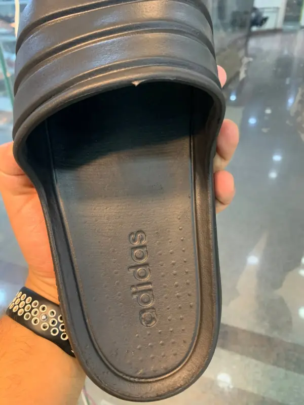 ⁦شبشب رجالي  اسود ايفا Adidas⁩ - الصورة ⁦3⁩