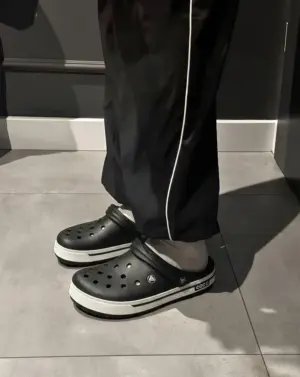 كروكس رجالي COCO1 اسود