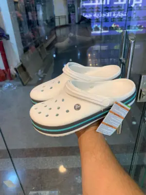 كروكس رجالي مستورد ميرو ابيض