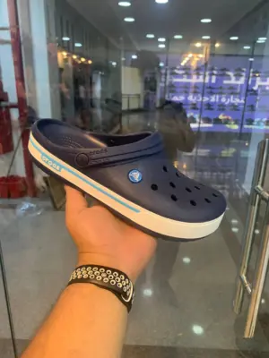 كروكس رجالي مستورد ميرو كحلي