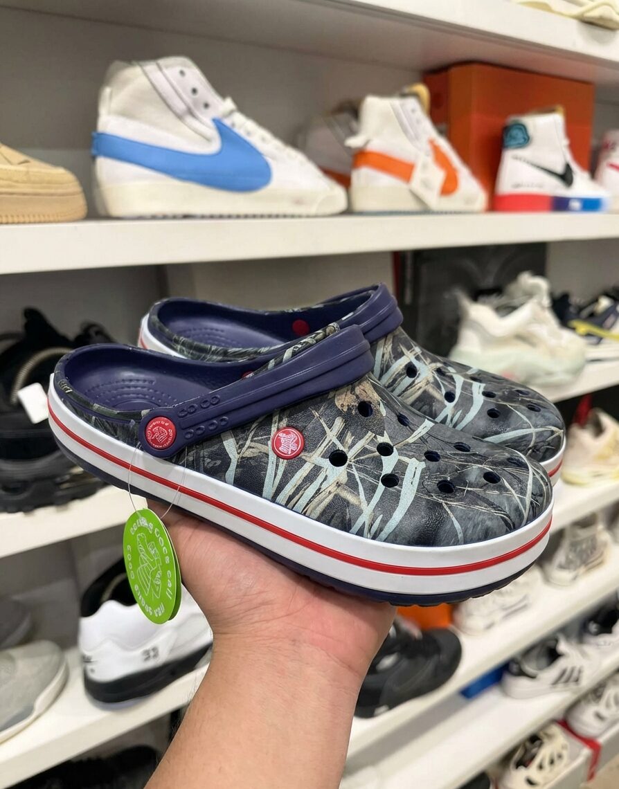 كروكس رجالي كحلي جيشي COCO07