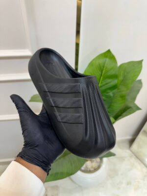 كروكس رجالي Adidas  ايفا طبي  بالبوكس اسود